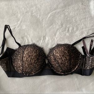 Victoria’s Secret Very Sexy push up multi-way bra